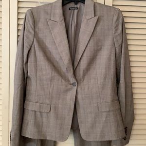 NWT Tahari menswear inspired suit - size 12